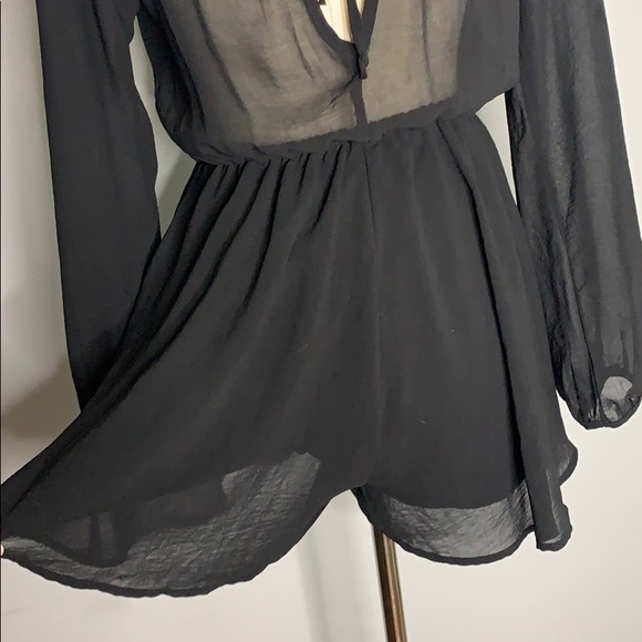 Final Touch Sheer Black Long Sleeve Romper Small - Picture 8 of 10